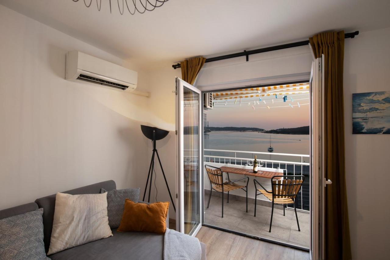 Top Floor Sunset Apartment Pula Extérieur photo