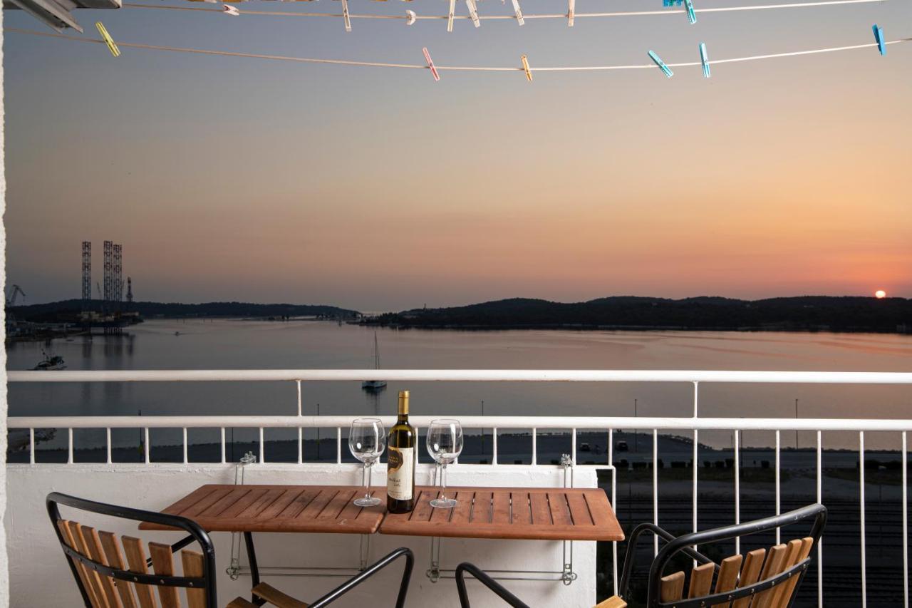 Top Floor Sunset Apartment Pula Extérieur photo