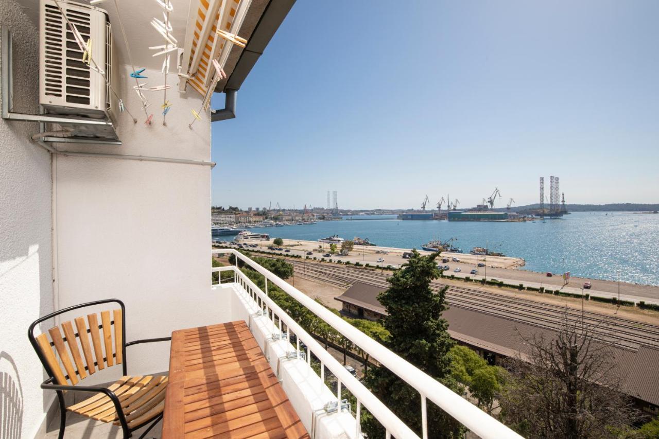 Top Floor Sunset Apartment Pula Extérieur photo
